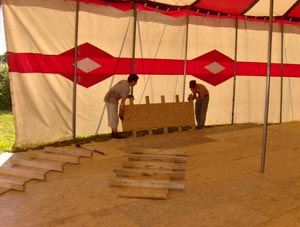 Location de chapiteau de Cirque Rouge et Jaune 30 Metres 700M2